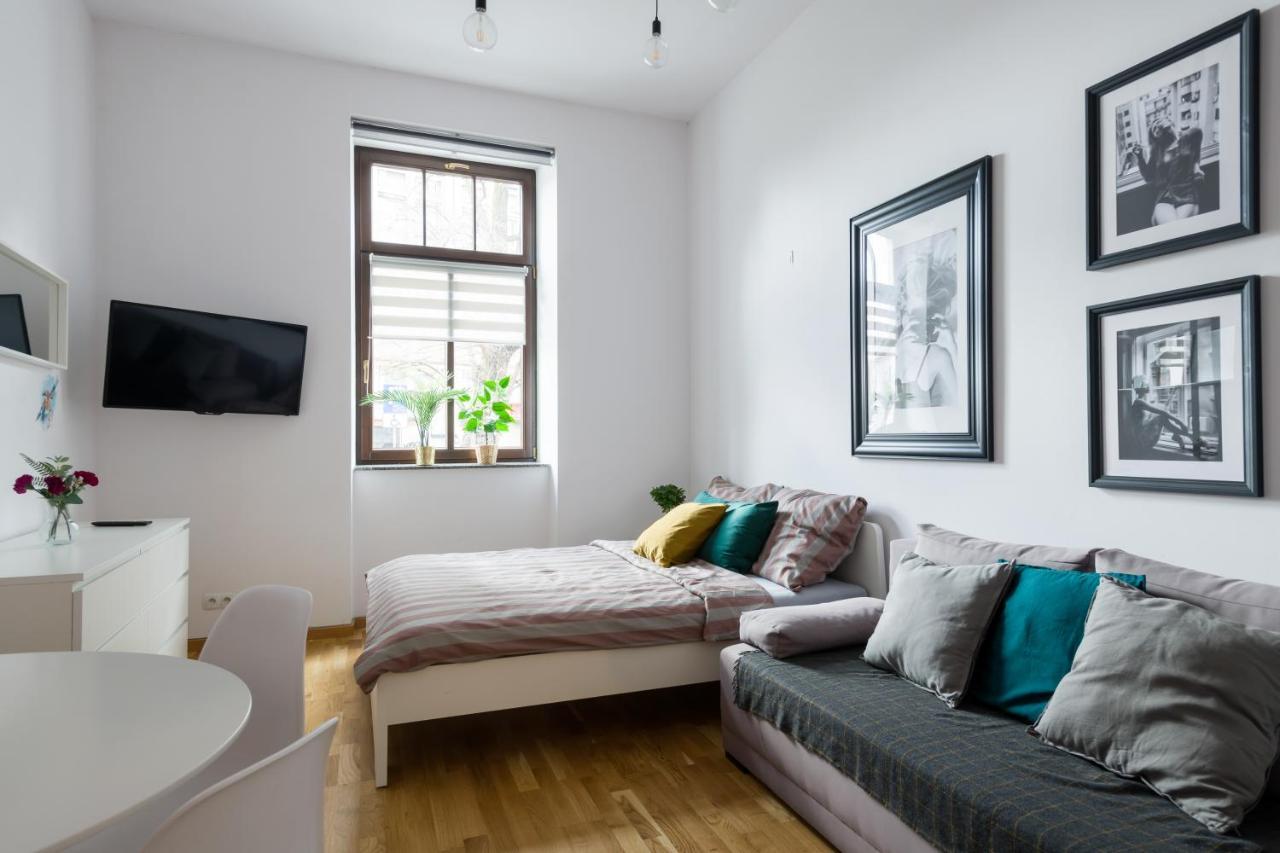 Discover Krakow Apartments - 5 Borowickiej St - Studio Next To Opera And Unity Centre المظهر الخارجي الصورة