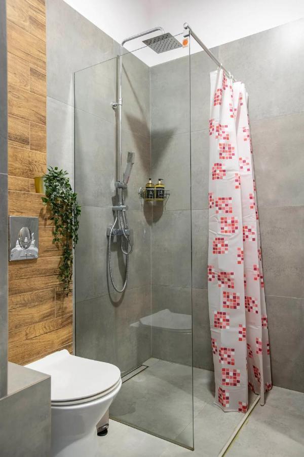 Discover Krakow Apartments - 5 Borowickiej St - Studio Next To Opera And Unity Centre المظهر الخارجي الصورة